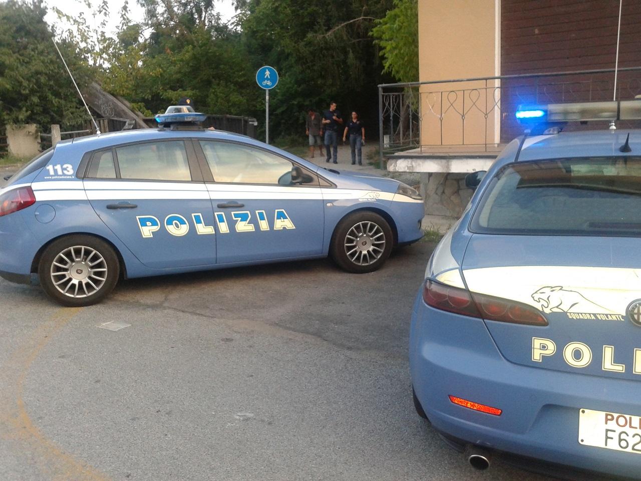 Minacciata di morte e picchiata perché vuole vivere all'occidentale: ragazza fa arrestare il padre Minacciata di morte e picchiata perché vuole vivere all'occidentale: ragazza fa arrestare il padre