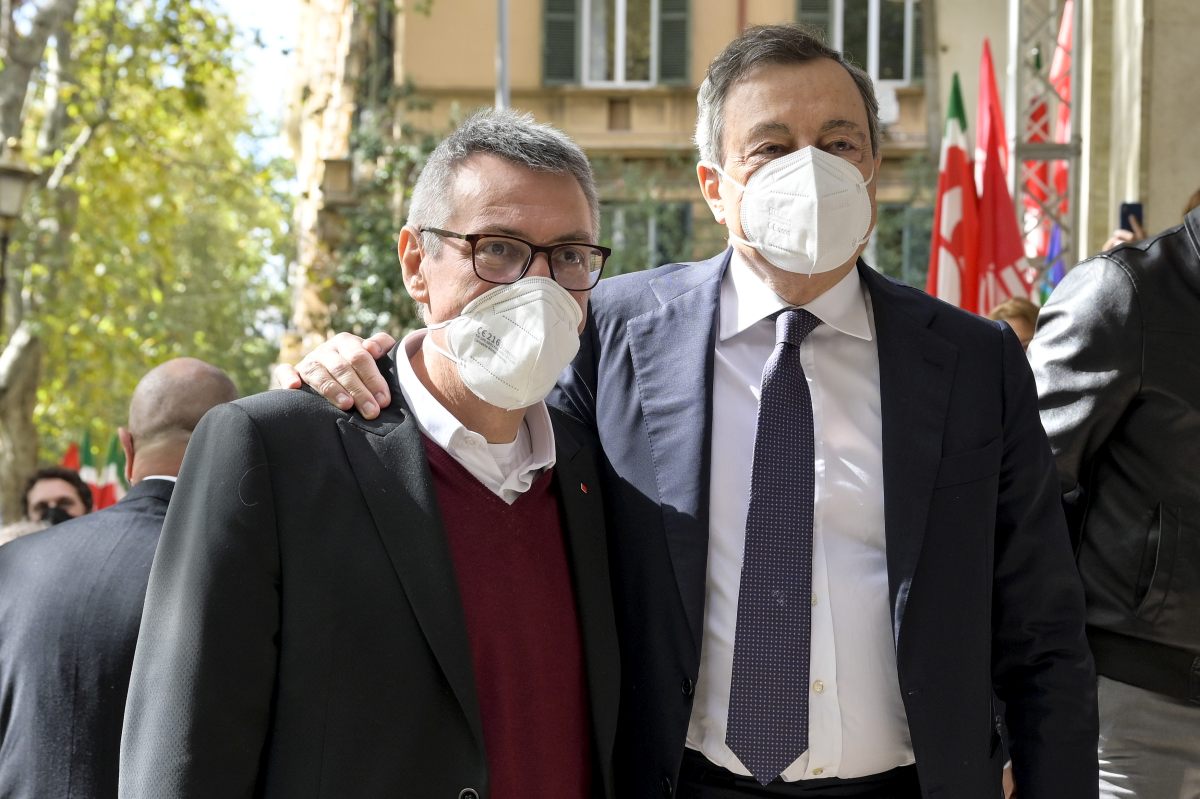 L'ira funesta di Landini: “Spero si apra un vero tavolo di confronto con il Governo o sarà mobilitazione" L'ira funesta di Landini: “Spero si apra un vero tavolo di confronto con il Governo o sarà mobilitazione"
