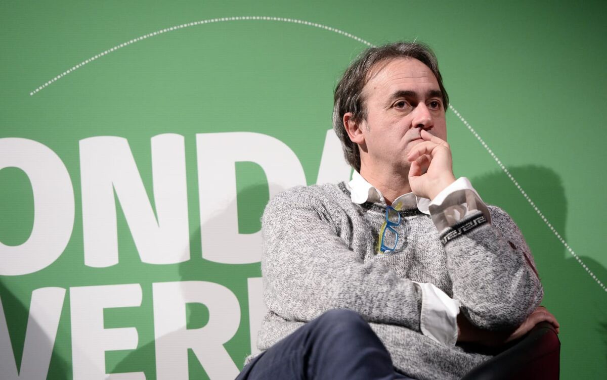 Migranti, Bonelli contro Piantedosi: "Sconcertante sentirlo parlare di fermezza" Migranti, Bonelli contro Piantedosi: "Sconcertante sentirlo parlare di fermezza"