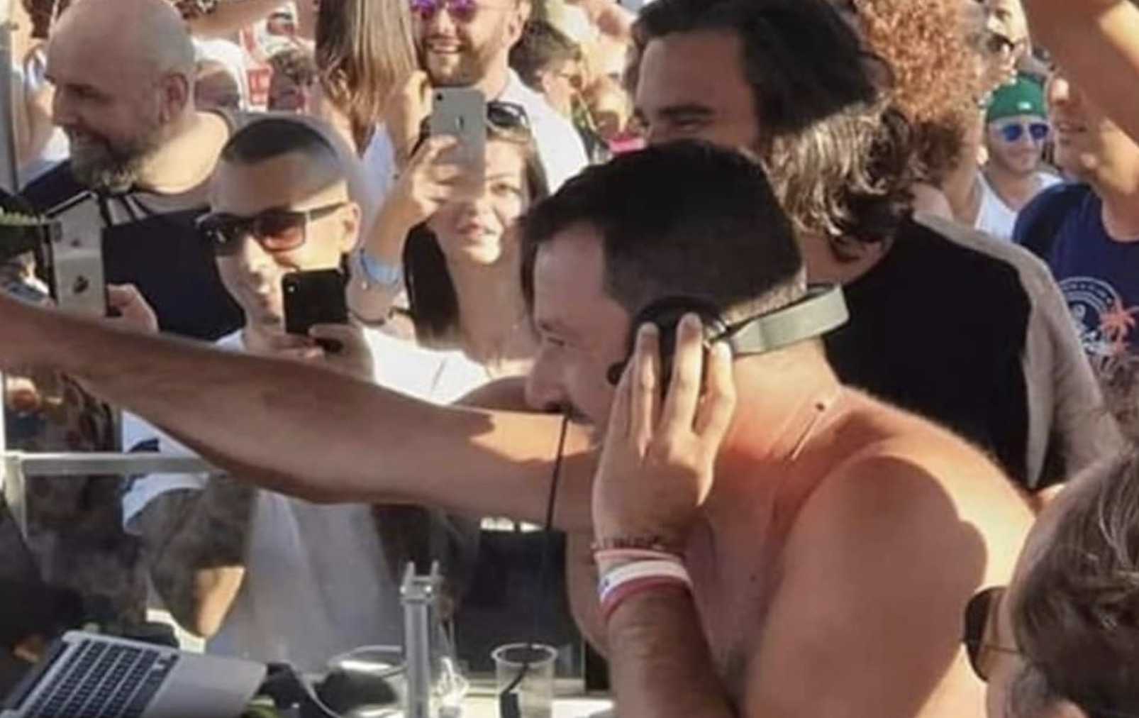 Salvini attacca Landini: "Si è montato la testa, non vuole bene all'Italia Salvini attacca Landini: "Si è montato la testa, non vuole bene all'Italia