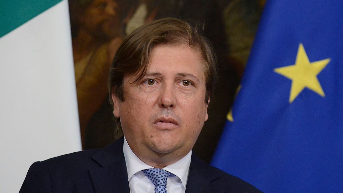 Sileri: "Tamponi per vaccinati importanti per individuare le catene di contagio"