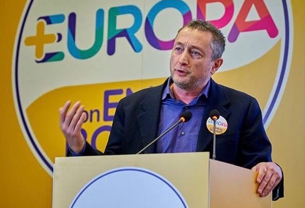 Più Europa attacca Cgil e Uil: "Il loro è uno sciopero contro giovani e lavoro" Più Europa attacca Cgil e Uil: "Il loro è uno sciopero contro giovani e lavoro"