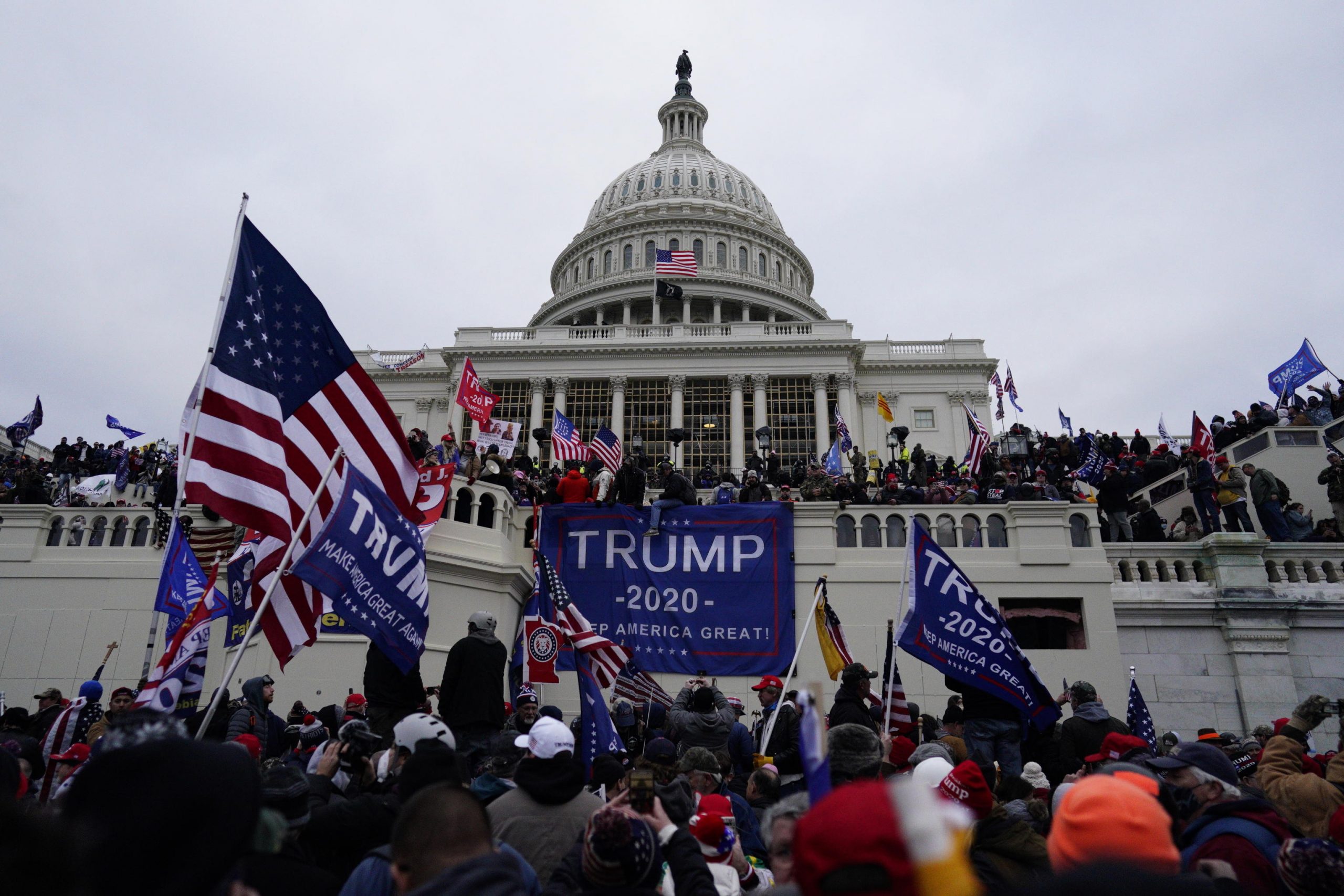 Tentato golpe di Capitol Hill: la corte d'appello federale di Washington nega l'immunità a Trump
