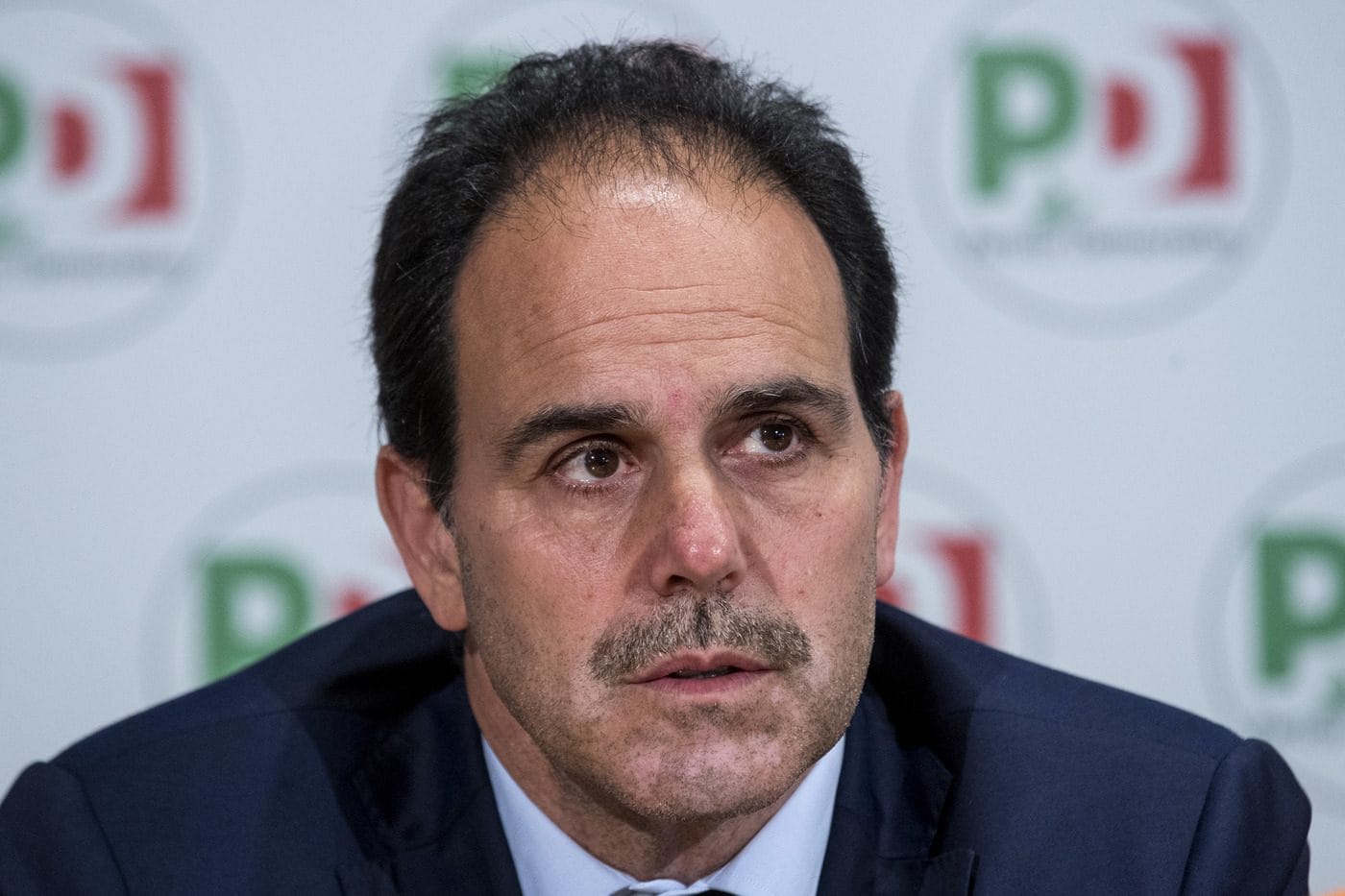 Marcucci: "Se nel M5s prevalesse una linea alla Di Battista il dialogo con il Pd si esaurirebbe" Marcucci: "Se nel M5s prevalesse una linea alla Di Battista il dialogo con il Pd si esaurirebbe"