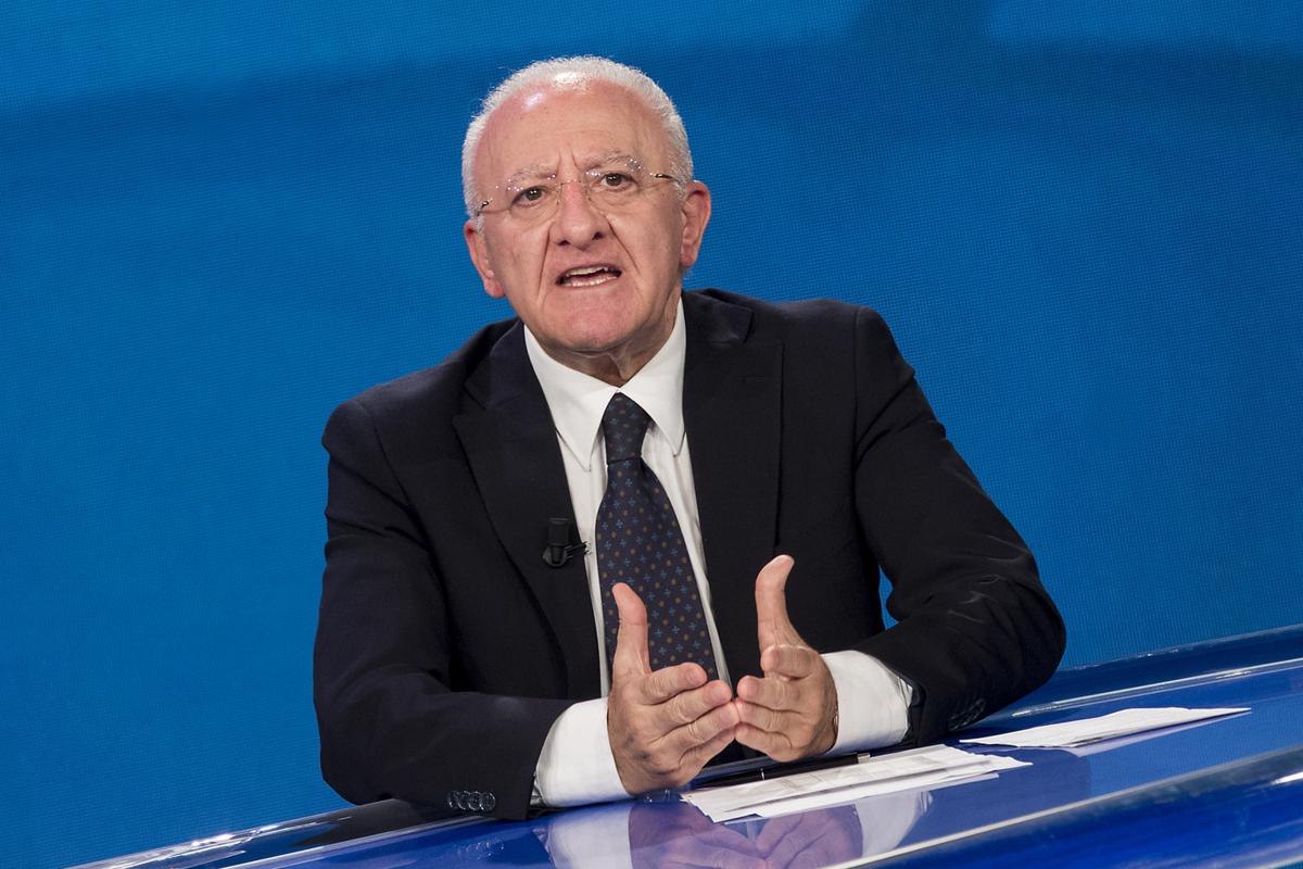 De Luca sfida Meloni sulla Sanità pubblica: "Vediamo se prenderanno misure adeguate"