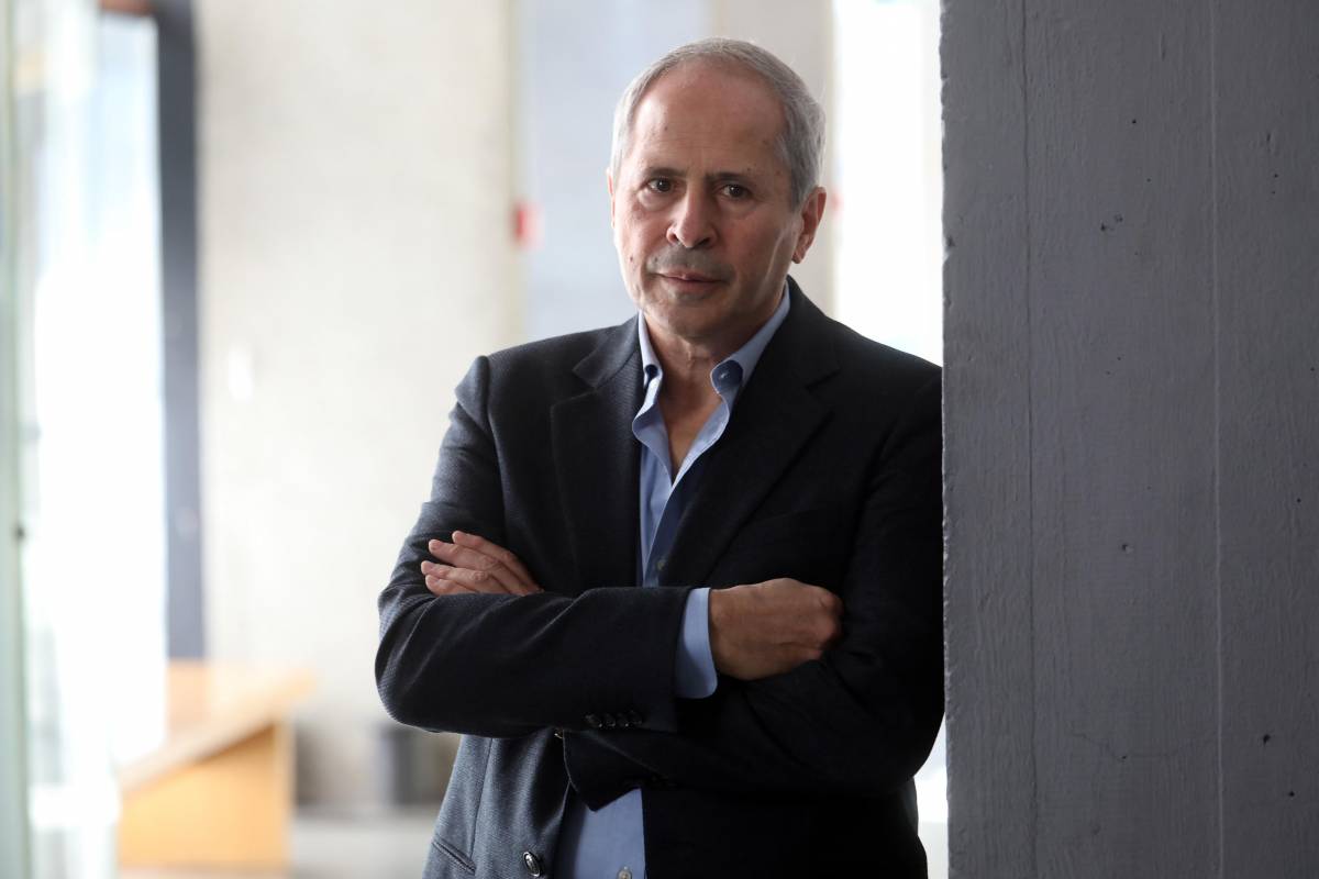 Crisanti (fan di Cossiga) sul voto per il Quirinale: "Mi piacerebbe una donna"