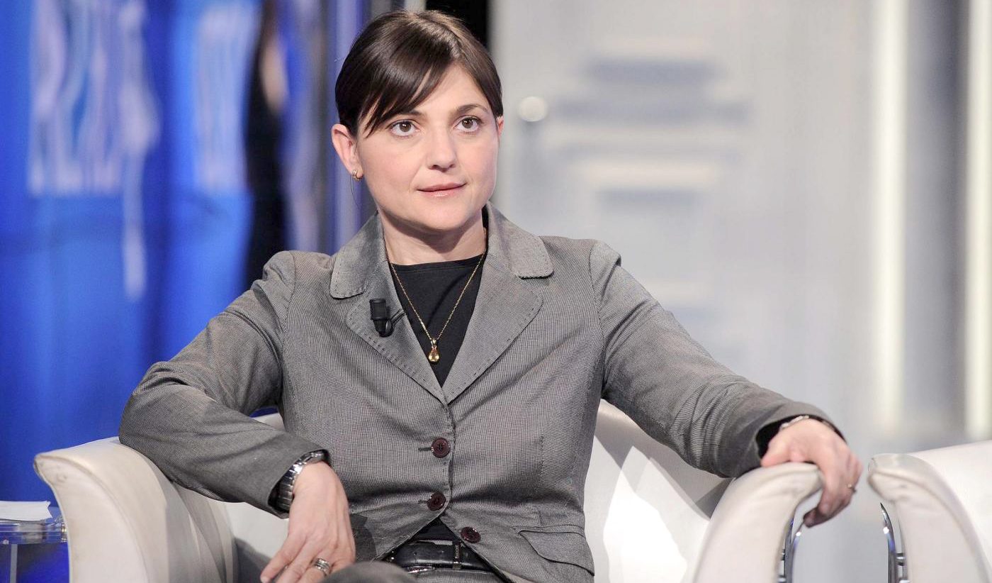 Pd contro Meloni: "Impennata dell'inflazione per la stangata dei carburanti"