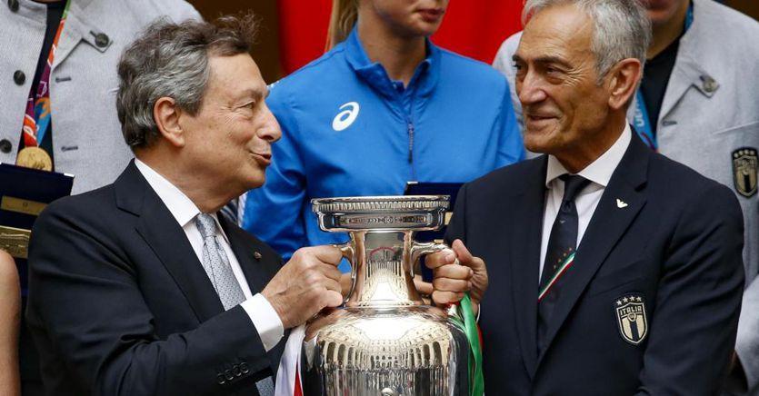 Draghi vuole fermare il campionato o le porte chiuse: ma la Lega di serie A non ne vuole sapere