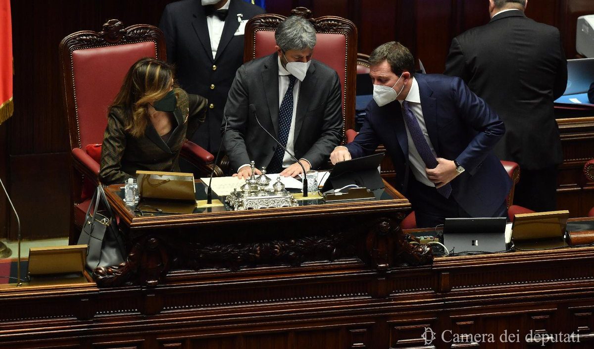 Quirinale, spuntano le 'vedette' in caccia dei franchi tiratori Quirinale, spuntano le 'vedette' in caccia dei franchi tiratori