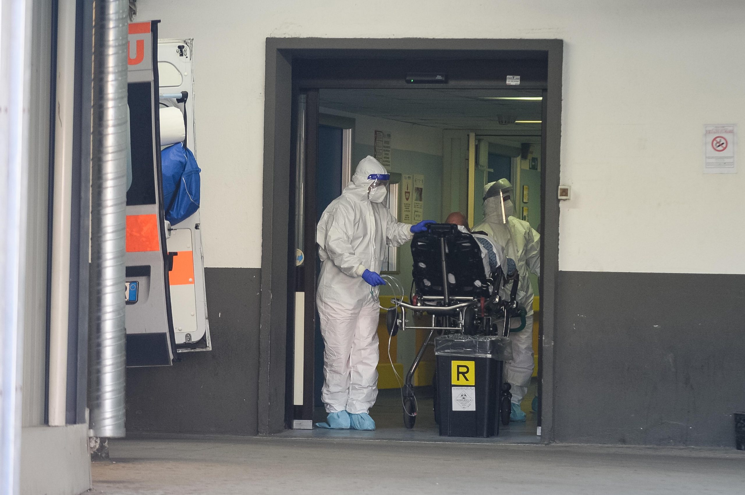 Ordinanza anti-Covid della regione Calabria: undici comuni in zona arancione Ordinanza anti-Covid della regione Calabria: undici comuni in zona arancione