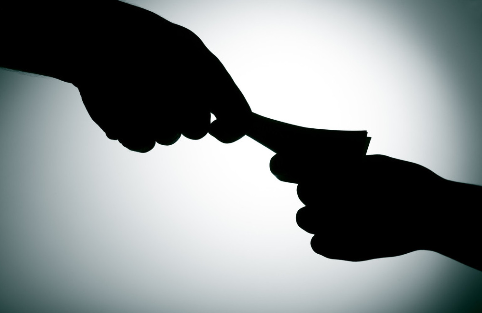 L'Italia fa passi avanti sulla lotta alla corruzione, ma non è abbastanza: ecco cosa dice il rapporto Transparency L'Italia fa passi avanti sulla lotta alla corruzione, ma non è abbastanza: ecco cosa dice il rapporto Transparency