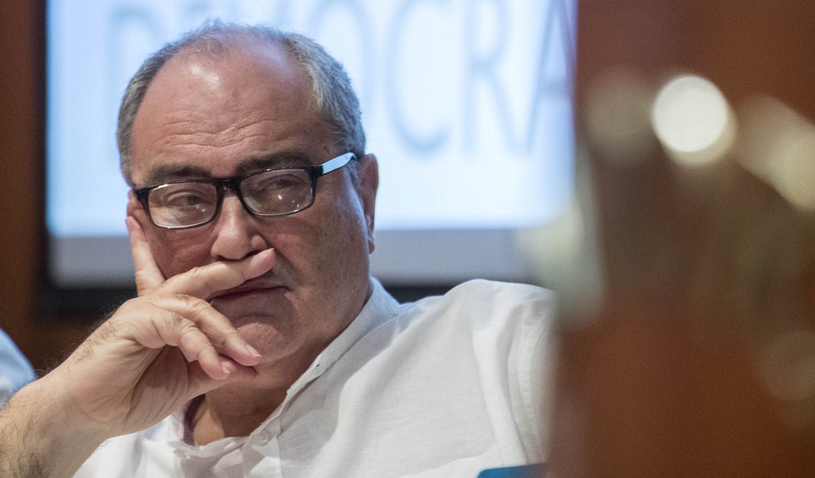 Bettini bacchetta i dinosauri del Pd: "Non facciamoci scegliere da loro il nuovo leader" (anche lui lo è)