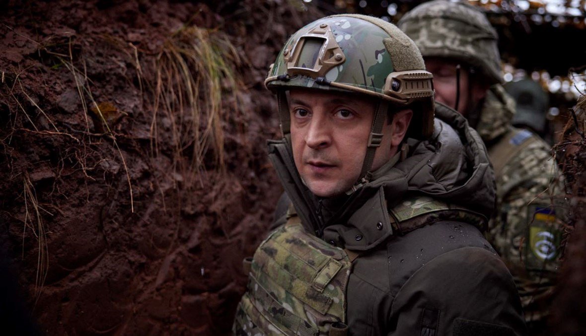 Ucraina, le truppe russe in posizione d'attacco. Ma Putin...