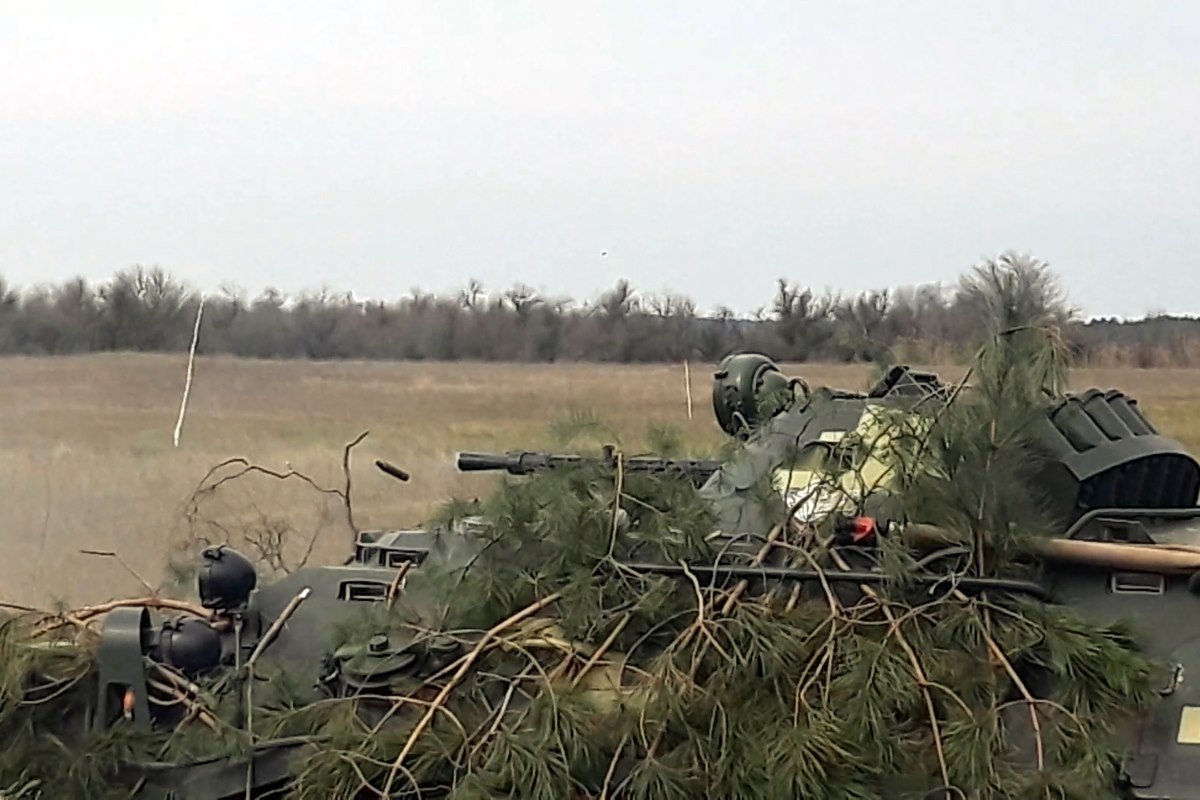 Donbass, notte di guerra: Ucraina e separatisti filo-russi si accusano a vicenda