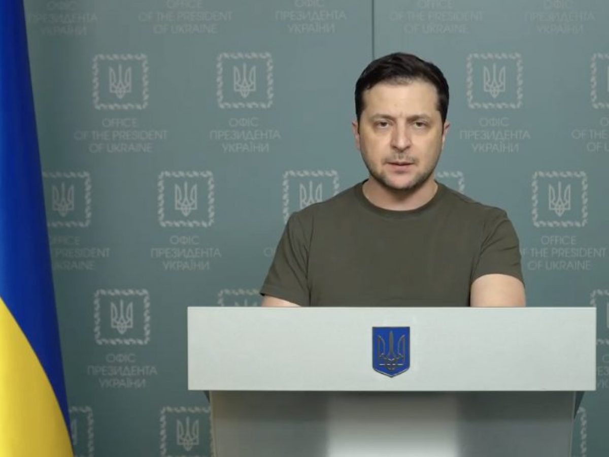 Zelenskyy alla Bielorussia: "Da voi partono razzi sui nostri bambini, come potete guardarvi negli occhi?"