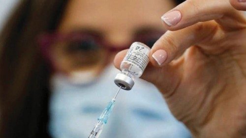 L'Osservatore Romano: "Nessun dubbio morale sulla vaccinazione"