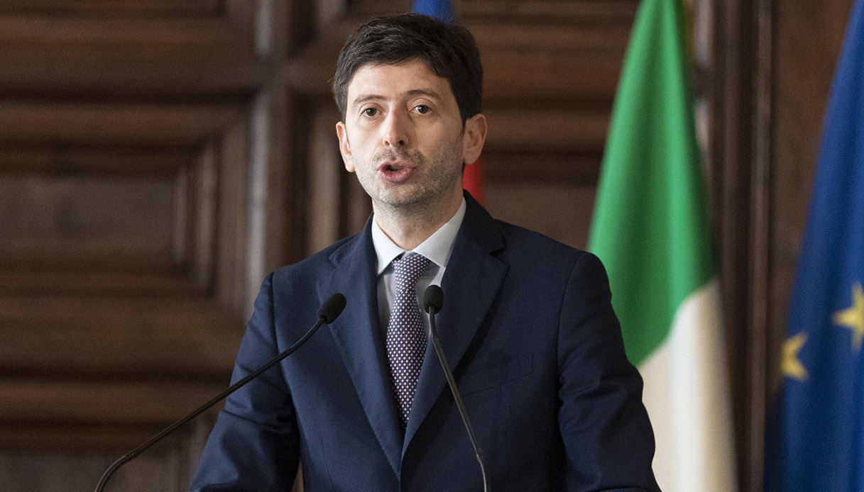 Speranza elogia la Croce Rossa: "Pezzo fondamentale del nostro Paese"