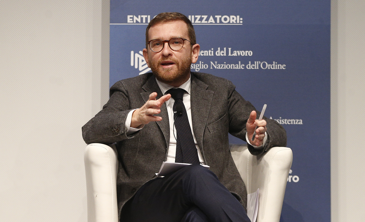 Provenzano (Pd): "Calenda fa un regalo a Meloni e Salvini ma la sceneggiata è durata anche troppo"