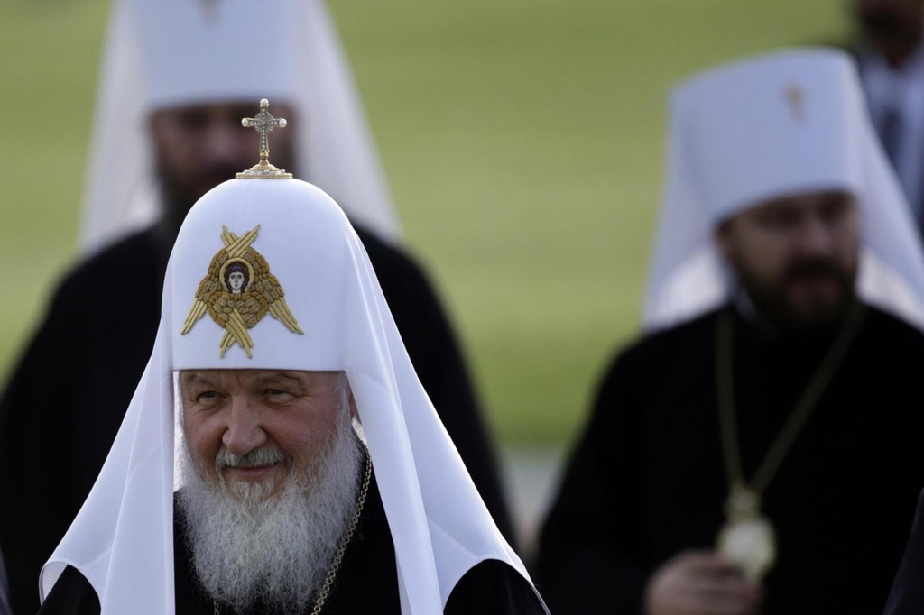 Il patriarca russo Kirill I si allea con Putin nella guerra all'Ucraina e ai gay Il patriarca russo Kirill I si allea con Putin nella guerra all'Ucraina e ai gay