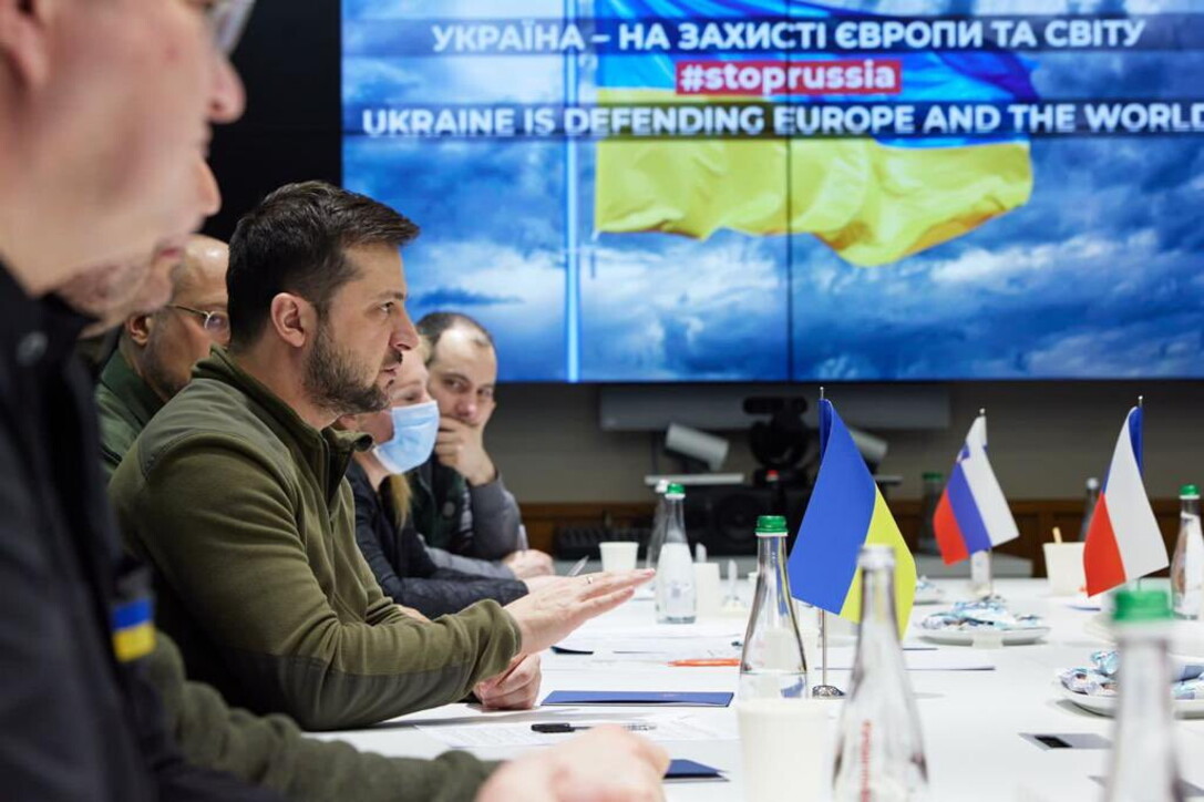 222829704-eeed1d45-4671-4dc0-9ca1-779d6e6bfba2 Ucraina, Zelensky rifiuta il modello austriaco e svedese di neutralità: "Vogliamo Paesi garanti della nostra sicurezza"