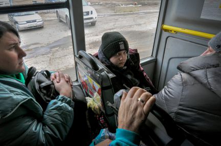 Ucraina, il sindaco di Irpin ai russi: "Andate via, noi non ci arrendiamo"