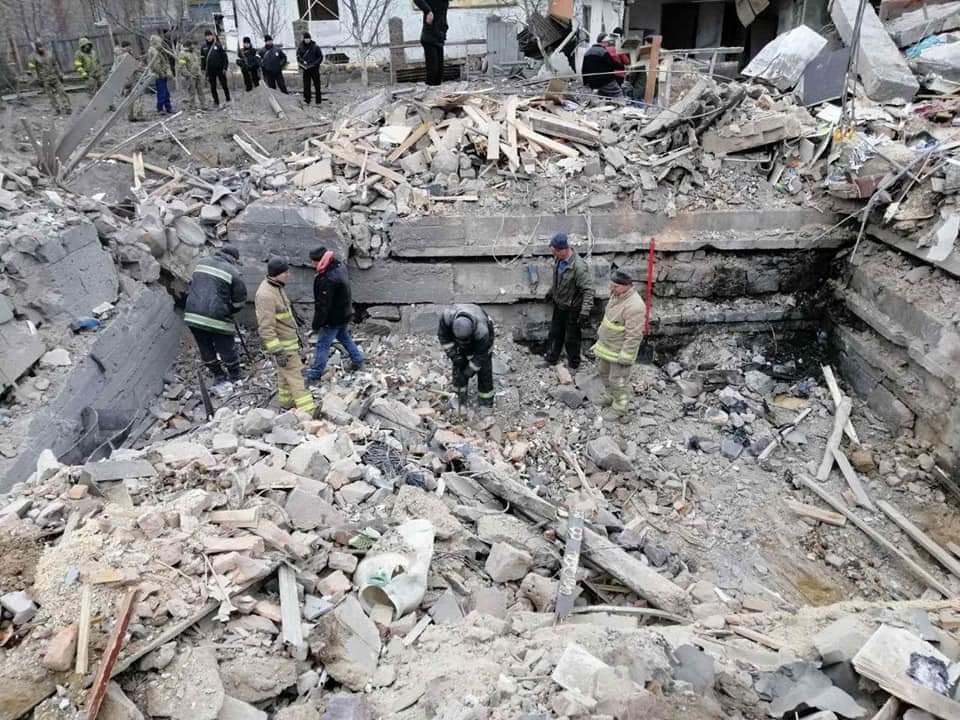 Ucraina, la Russia annuncia: "100 mercenari stranieri uccisi in un centro di addestramento a Ovruch"