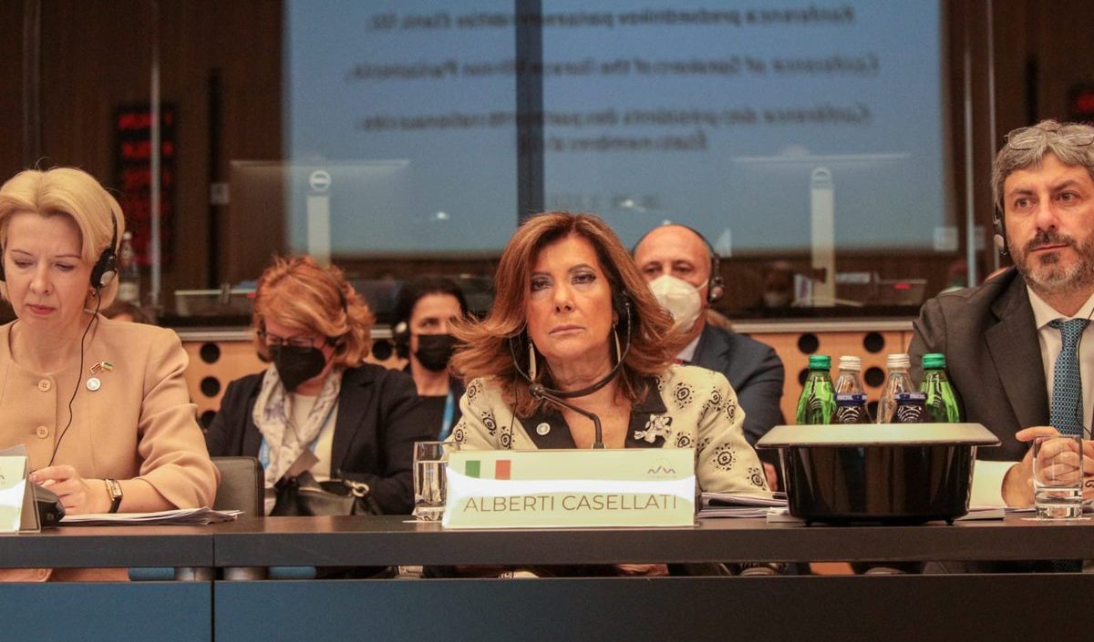 Ucraina, Casellati: "Bisogna fare di tutto per una soluzione diplomatica" Ucraina, Casellati: "Bisogna fare di tutto per una soluzione diplomatica"