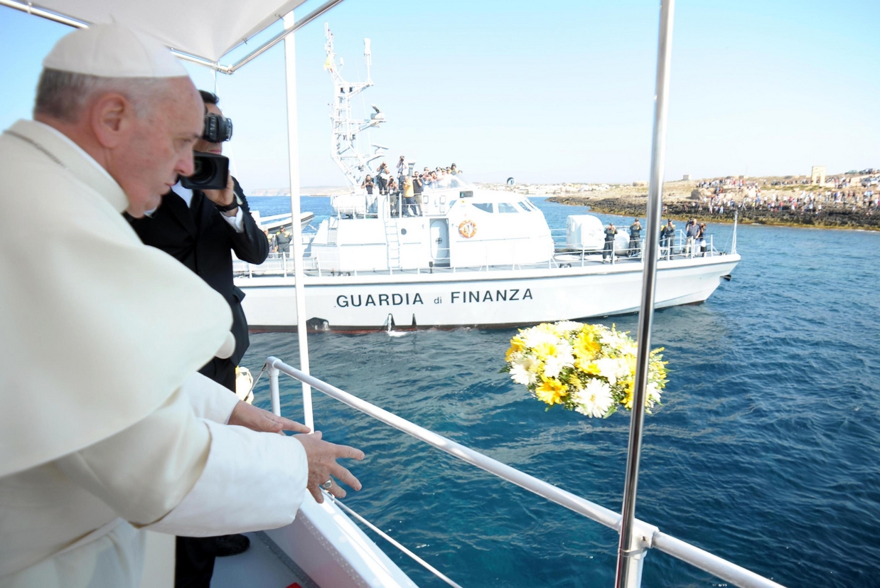 Papa Francesco e la 'Santa Alleanza' per il Mediterraneo che unisce le religioni Papa Francesco e la 'Santa Alleanza' per il Mediterraneo che unisce le religioni