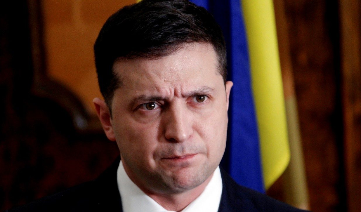 Cecenia e Siria, Zelensky lancia un monito alle truppe russe: "Deponete le armi e sopravviverete"
