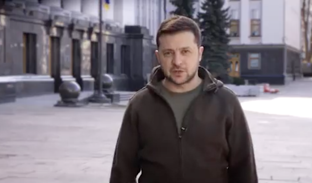 zelensky-russia-ucciso-78-bambini Ucraina, Zelensky: “La Russia ha ucciso 78 bambini. I nostri vicini ci portano dolore e guerra”
