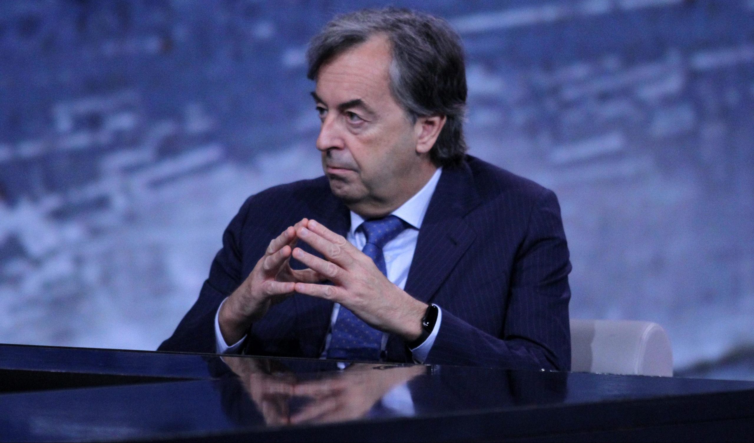 Burioni: "Perché è importante vaccinare i nostri figli contro l'Hpv altrimenti..."