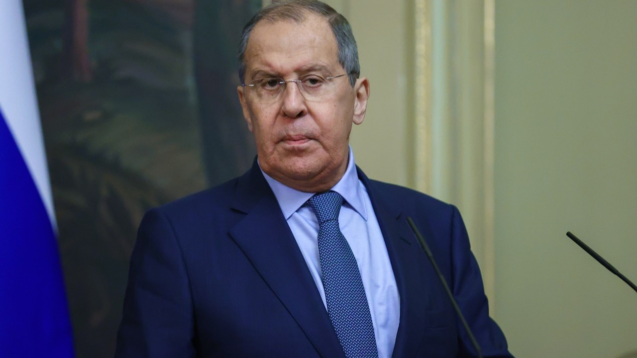 Ucraina, Lavrov: "Le voci sul golpe contro Putin e sulla malattia di Shoigu sono sciocchezze"