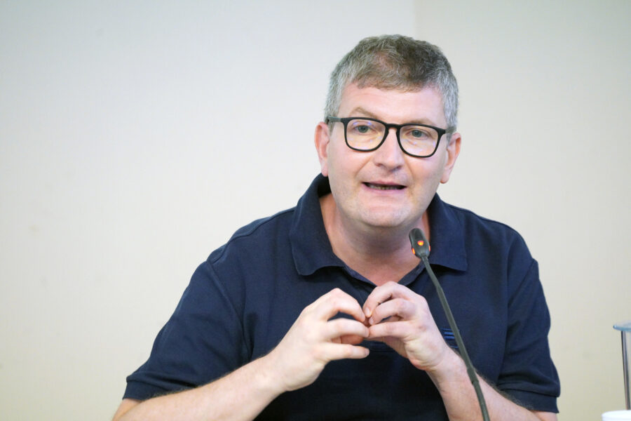 Padre Ripamonti: “Non esistono rifugiati di serie A o serie B, chi fugge è sempre una vittima”