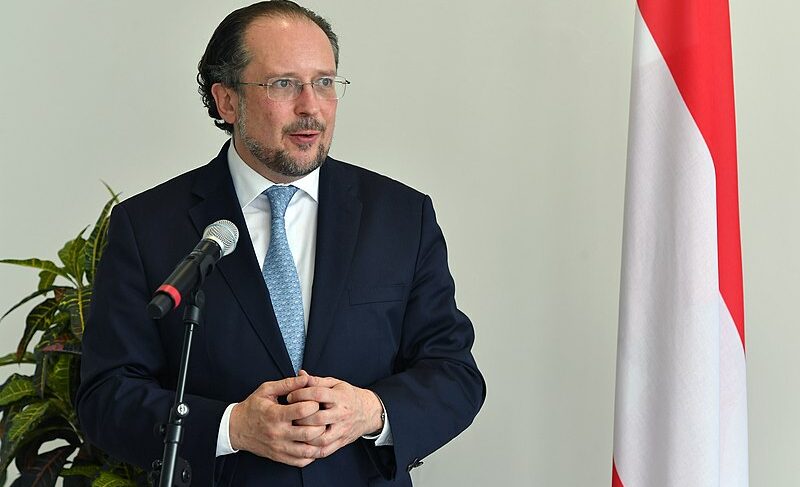 L'Austria contraria all'Ucraina nell'Ue, la rabbia di Kiev: "Una delusione"