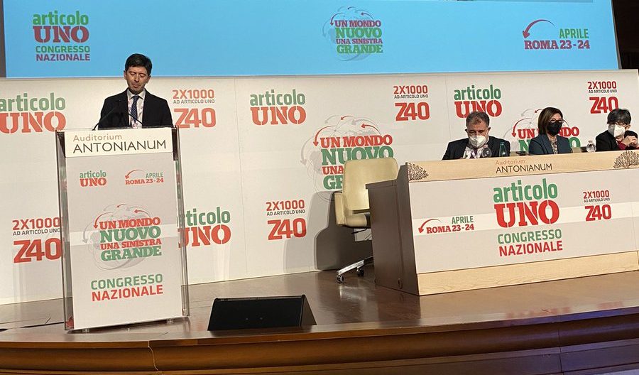 Speranza: "Quella di Putin all'Ucraina è un'aggressione ingiustificabile, non possono esserci zone grigie" Speranza: "Quella di Putin all'Ucraina è un'aggressione ingiustificabile, non possono esserci zone grigie"