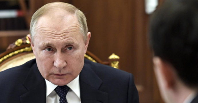 Guerra, nuove sanzioni Usa alla Russia: colpite Sberbank, Alfa Bank e le figlie di Putin
