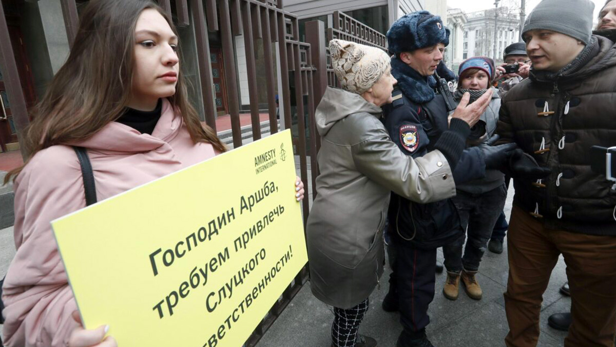 amnesty-russia- La Russia chiude gli uffici di Amnesty: “Smentito chi pensava che la guerra in Europa fosse meno sporca”.