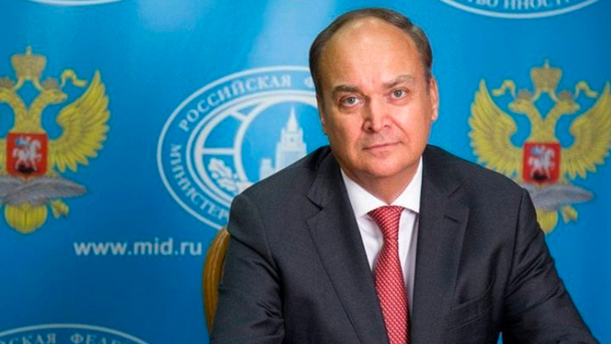 Ucraina, l'ambasciatore russo a Washington avverte gli Usa: "Fermate l'invio di armi a Kiev"