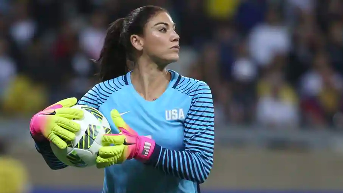 hope-solo Hope Solo e la lotta contro l'alcolismo. L'ex stella del calcio Usa andrà in clinica