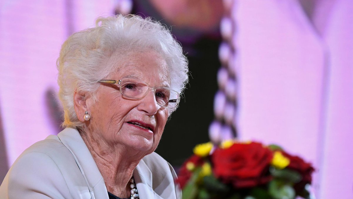 Liliana Segre chiede la reintroduzione della Commissione anti discriminazione: ecco cosa ha detto al Senato