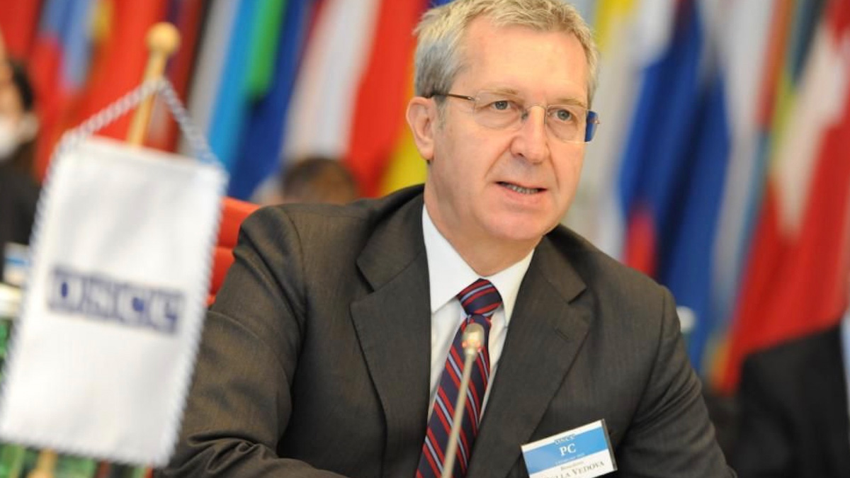 Della Vedova (+Europa): "Meloni non è pronta a governare, la destra è impreparata"