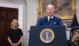 Ucraina, Biden autorizza aiuti militari per un miliardo di dollari Ucraina, Biden autorizza aiuti militari per un miliardo di dollari
