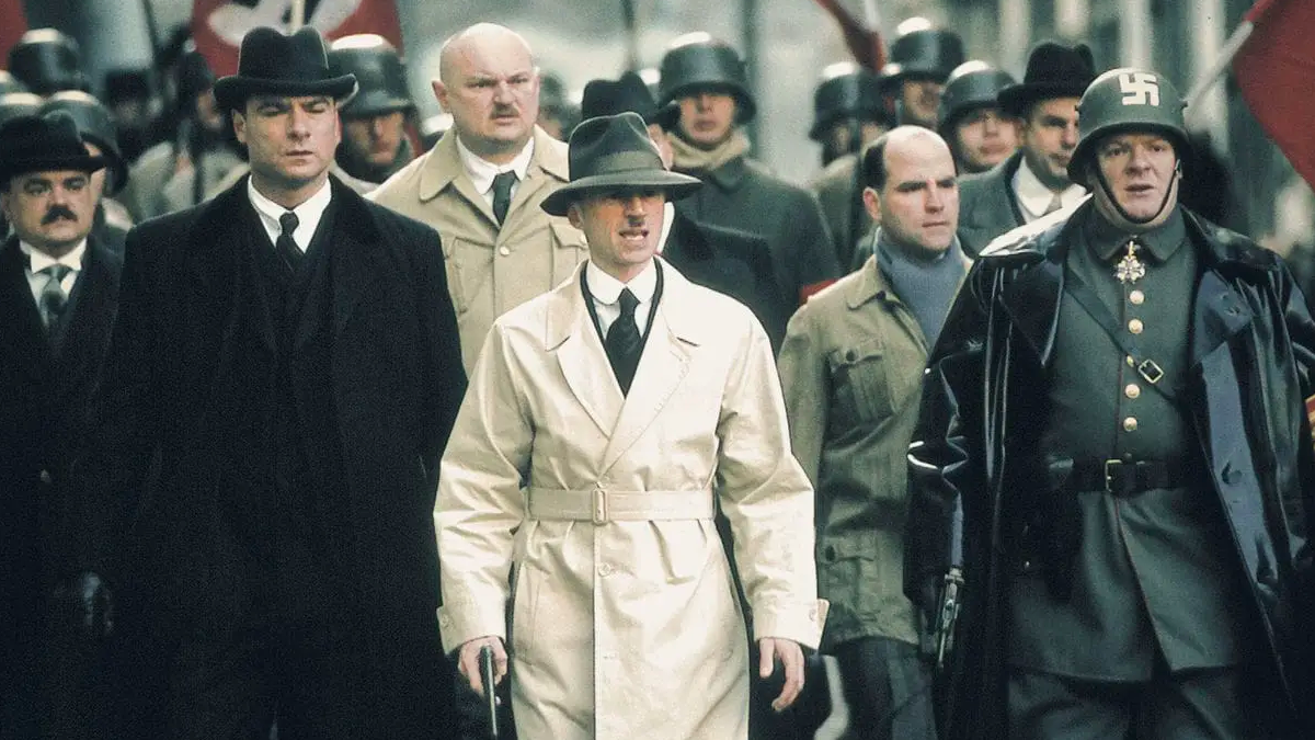 “Il giovane Hitler”, alle 21.25 su La7: ecco la trama del film