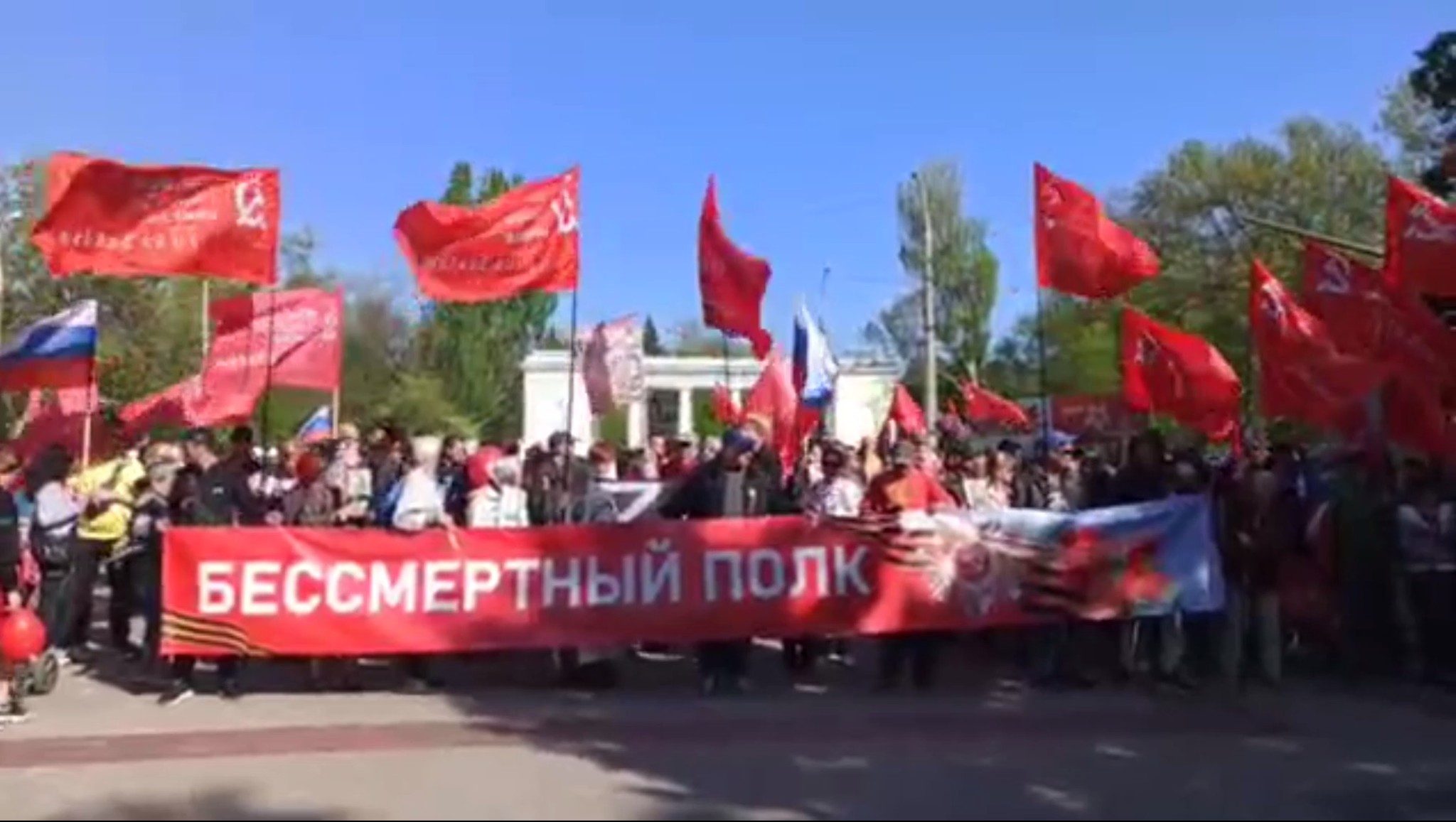 kherson Ucraina, celebrazioni russe della Giornata della Vittoria anche a Kherson