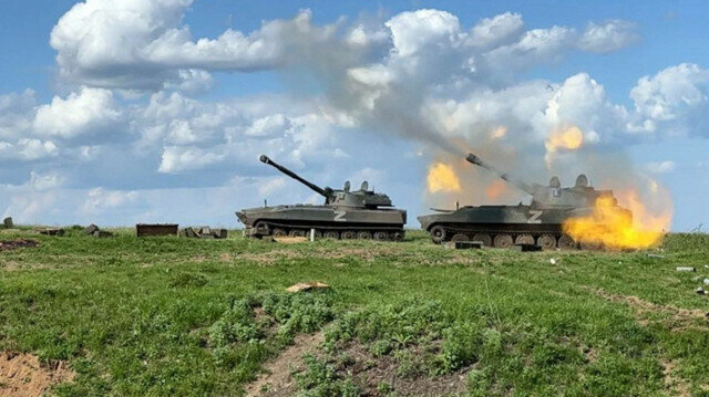 Severodonetsk, il sindaco: "Le forze ucraine stanno cercando di ristabilire il pieno controllo della città" Severodonetsk, il sindaco: "Le forze ucraine stanno cercando di ristabilire il pieno controllo della città"