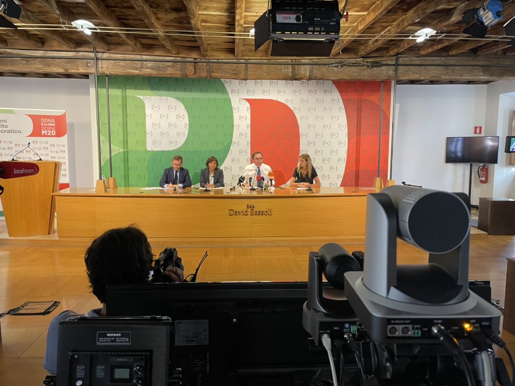 Questione liste, tensione nel Pd: la direzione nazionale slitta per due volte