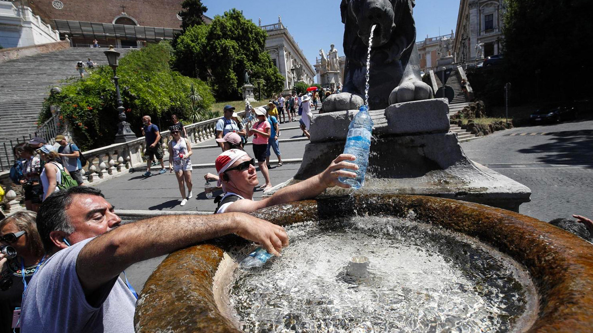 caldo-città-roma Caldo record, da martedì pioggia al nord e temperature più miti: l'anticiclone africano si indebolisce