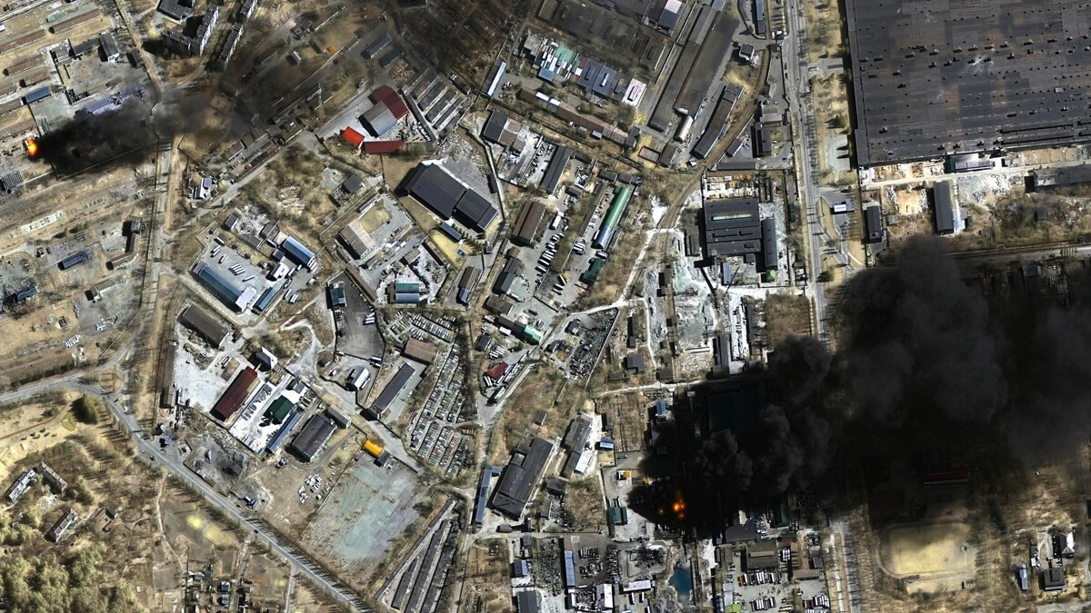 Ucraina, dalla Bielorussia piovono missili su Chernihiv: non ci sono vittime