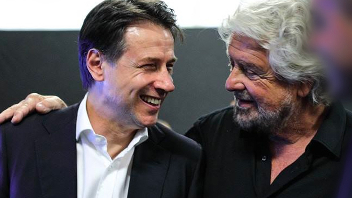 M5s, le ore più difficili: Beppe Grillo potrebbe aprire al doppio mandato