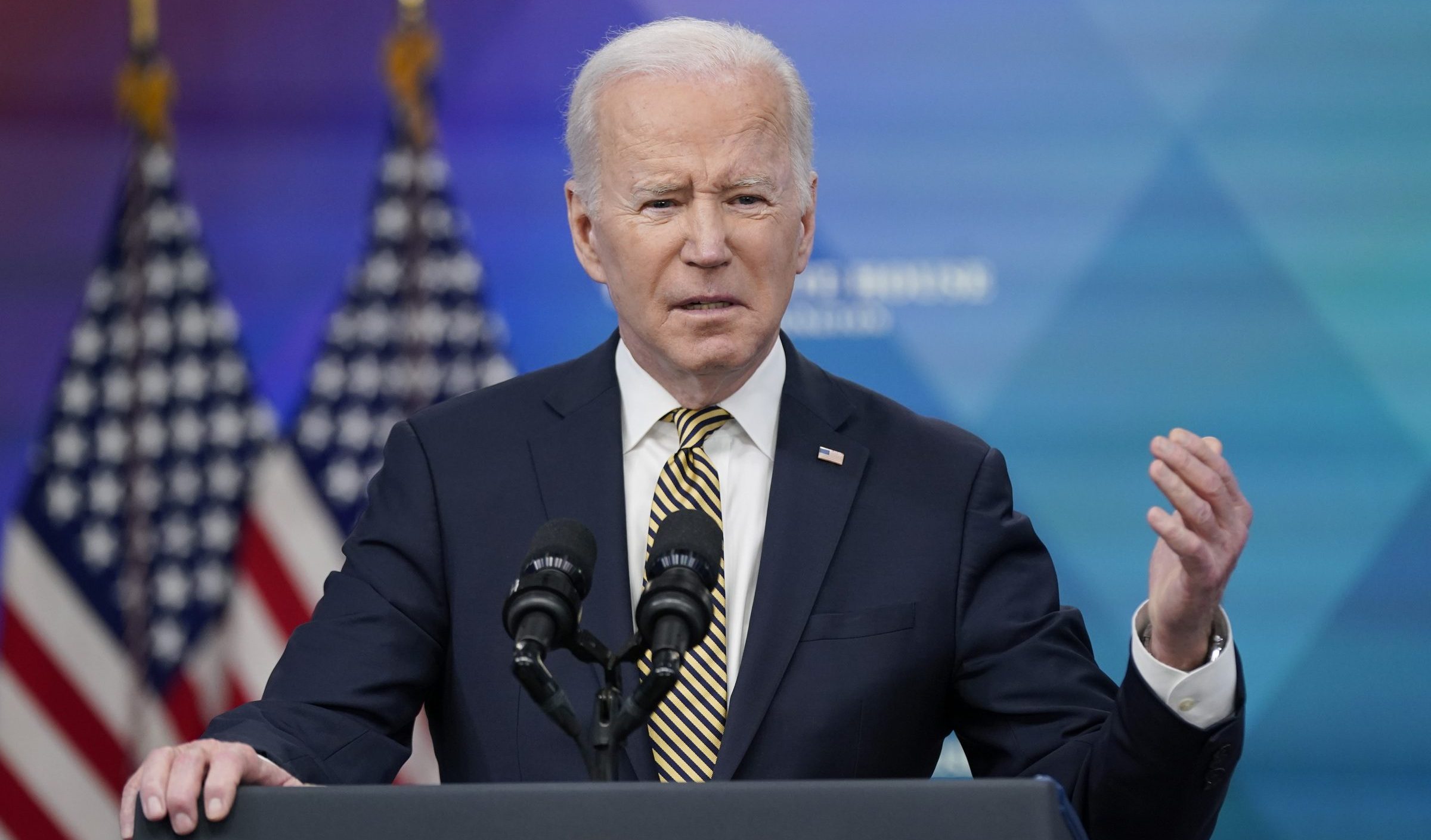 Ucraina, Biden annuncia 3 miliardi di nuovi aiuti militari: "Avete ispirato il mondo, siamo con voi"